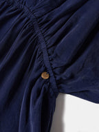 Vestido com manga morcego curta em cupro