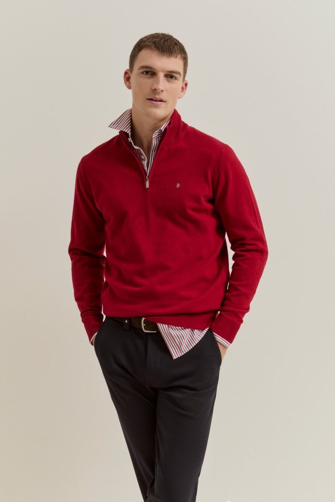 Camisola de lã com meio fecho