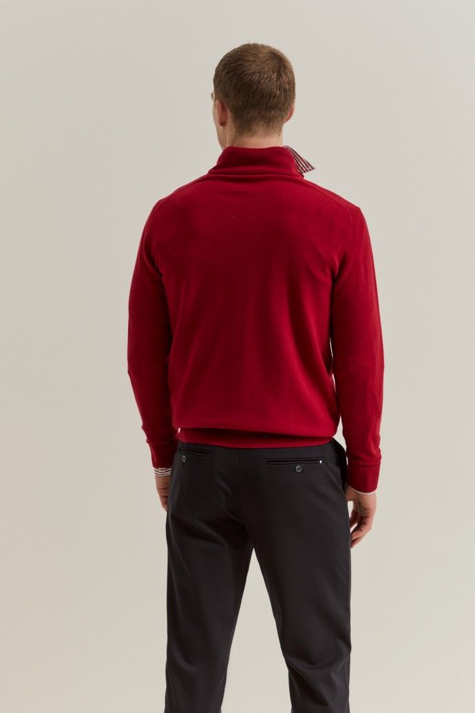 Camisola de lã com meio fecho