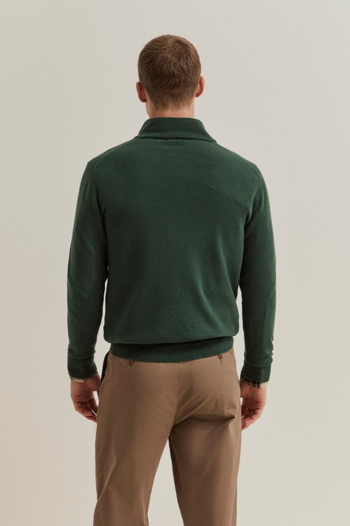 Camisola de lã com meio fecho